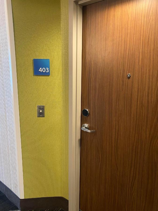 Holiday Inn Express & Suites Columbia-I-26 @ Harbison Blvd By Ihg Экстерьер фото
