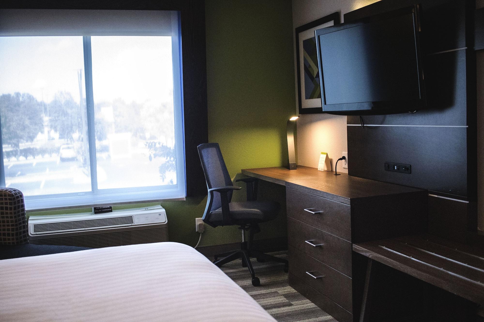 Holiday Inn Express & Suites Columbia-I-26 @ Harbison Blvd By Ihg Экстерьер фото