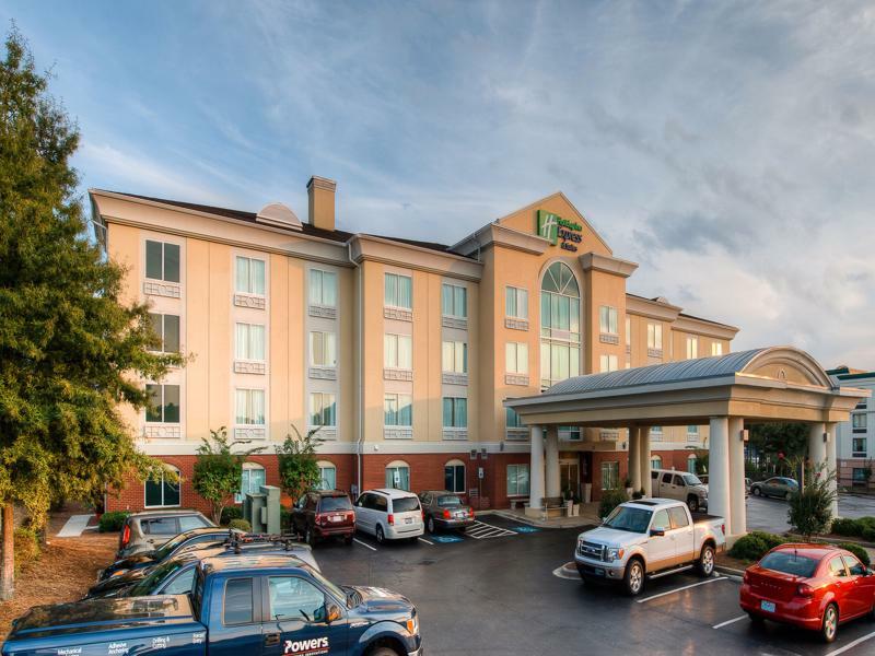 Holiday Inn Express & Suites Columbia-I-26 @ Harbison Blvd By Ihg Экстерьер фото