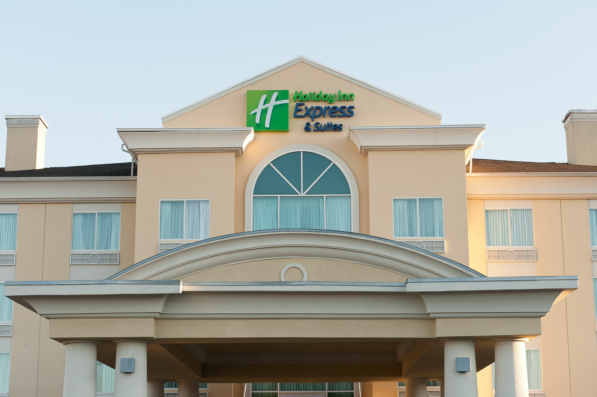 Holiday Inn Express & Suites Columbia-I-26 @ Harbison Blvd By Ihg Экстерьер фото