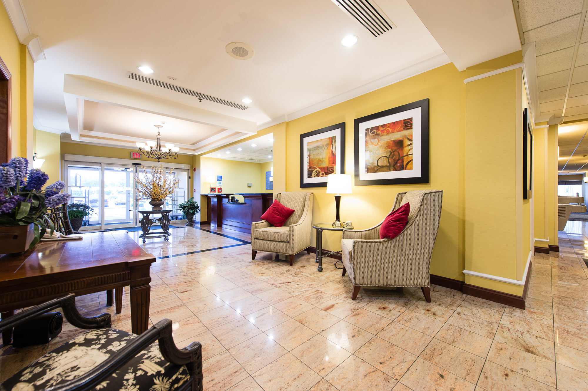 Holiday Inn Express & Suites Columbia-I-26 @ Harbison Blvd By Ihg Экстерьер фото