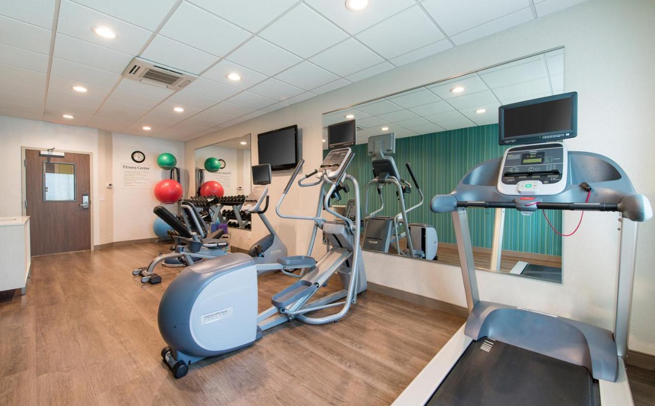 Holiday Inn Express & Suites Columbia-I-26 @ Harbison Blvd By Ihg Экстерьер фото